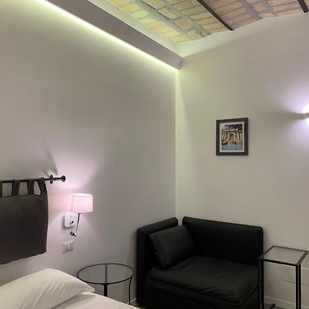 Luxury Rooms Near Colosseum Roma Rom bilde